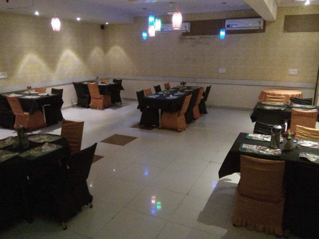 Hotel Golden Heritage Dźajpur Zewnętrze zdjęcie