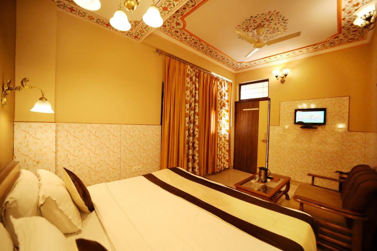 Hotel Golden Heritage Dźajpur Zewnętrze zdjęcie